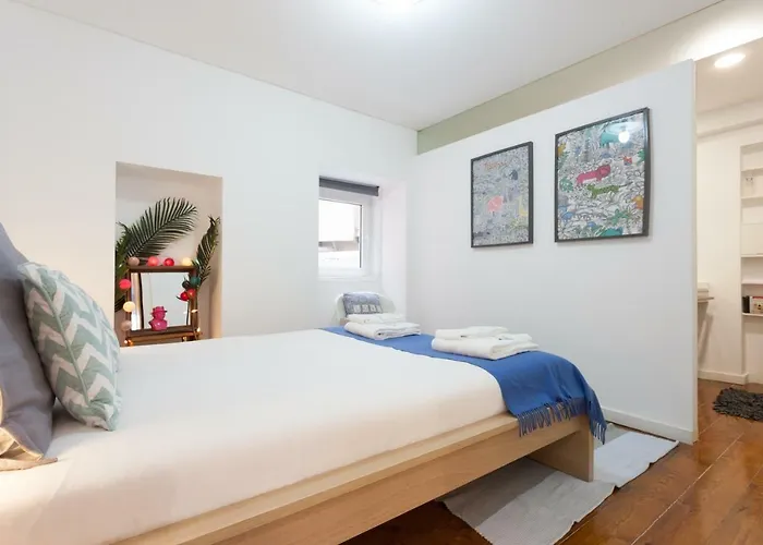 아파트 Flh Principe Real Comfortable Flat 리스본